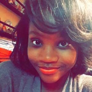 Meet your Posher, Noelle